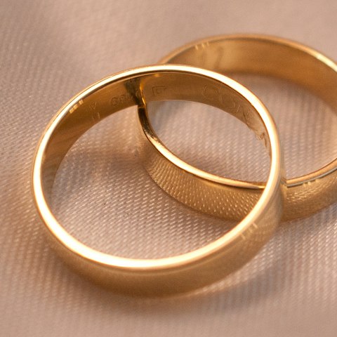 Par de alianzas de boda